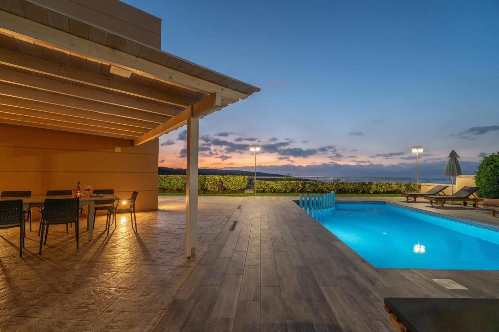 Villa Ariella With Sea View Agia Marina  Bagian luar foto
