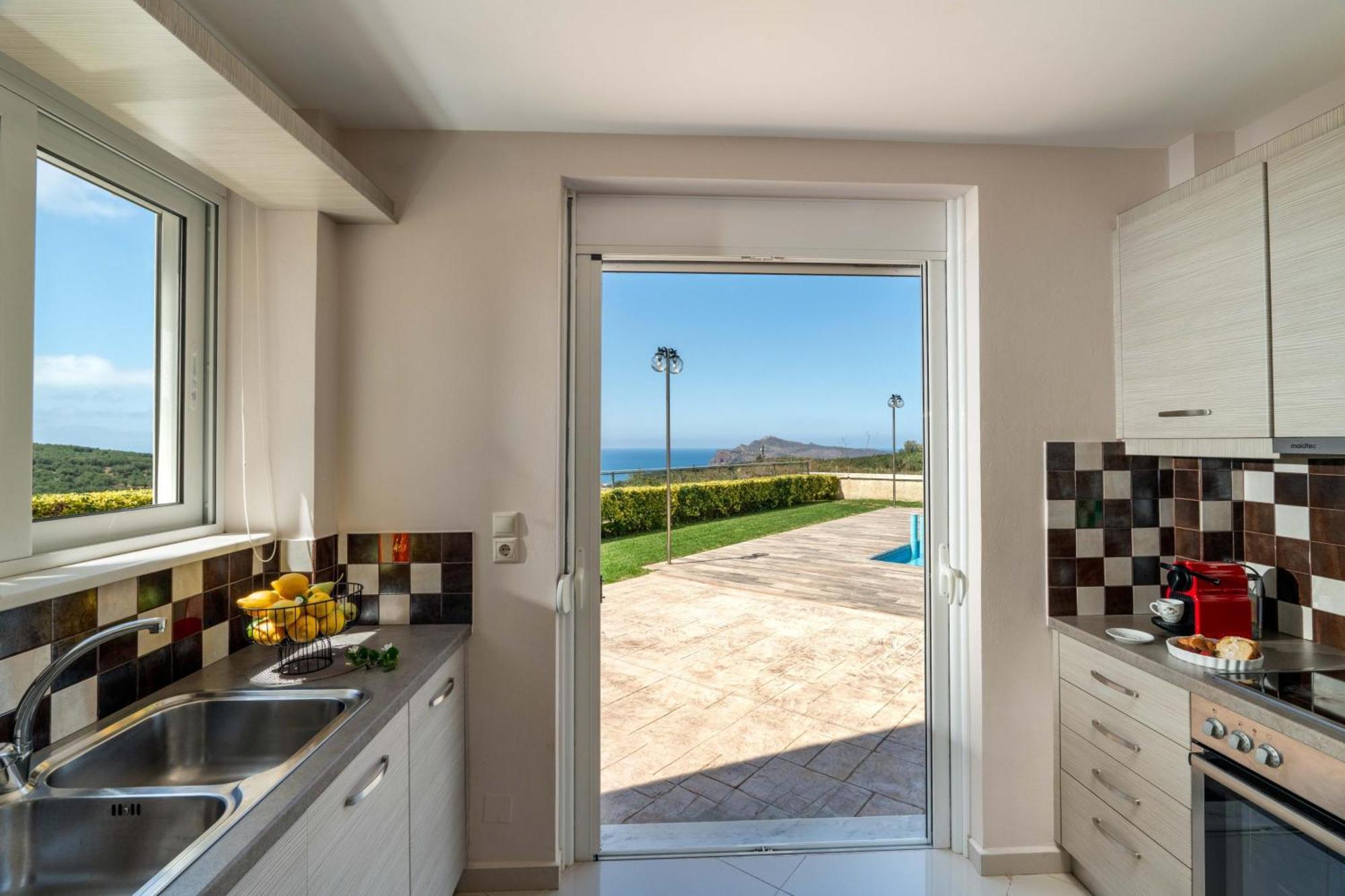 Villa Ariella With Sea View Agia Marina  Bagian luar foto