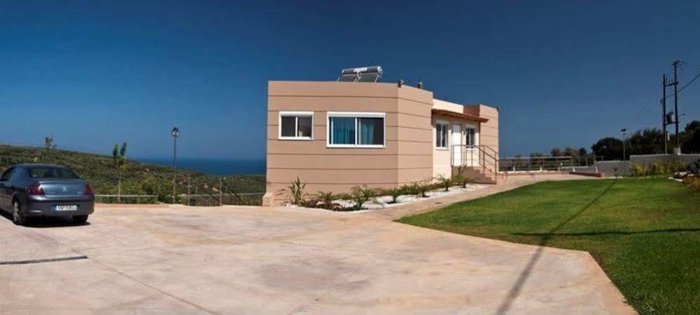 Villa Ariella With Sea View Agia Marina  Bagian luar foto